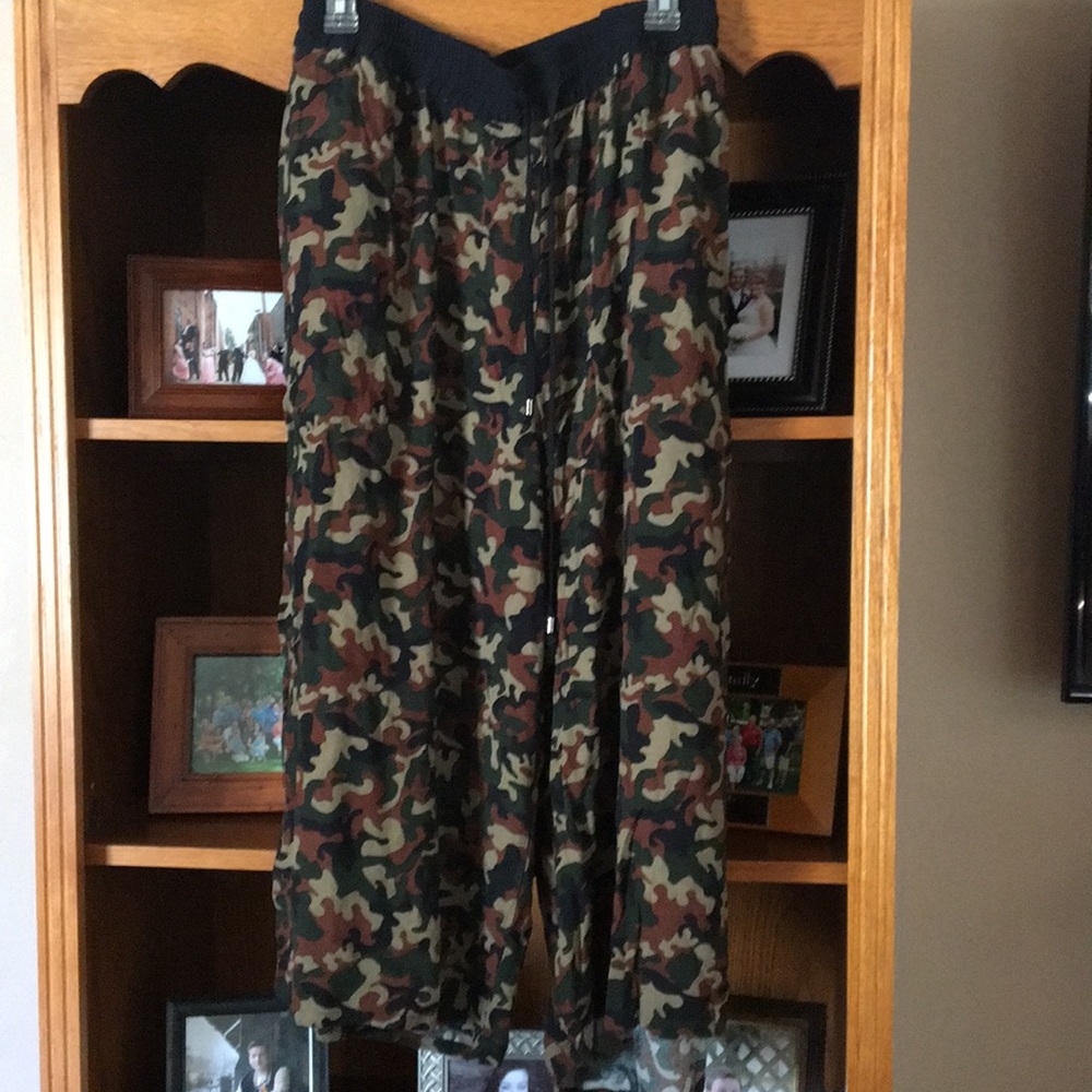 Camo pants